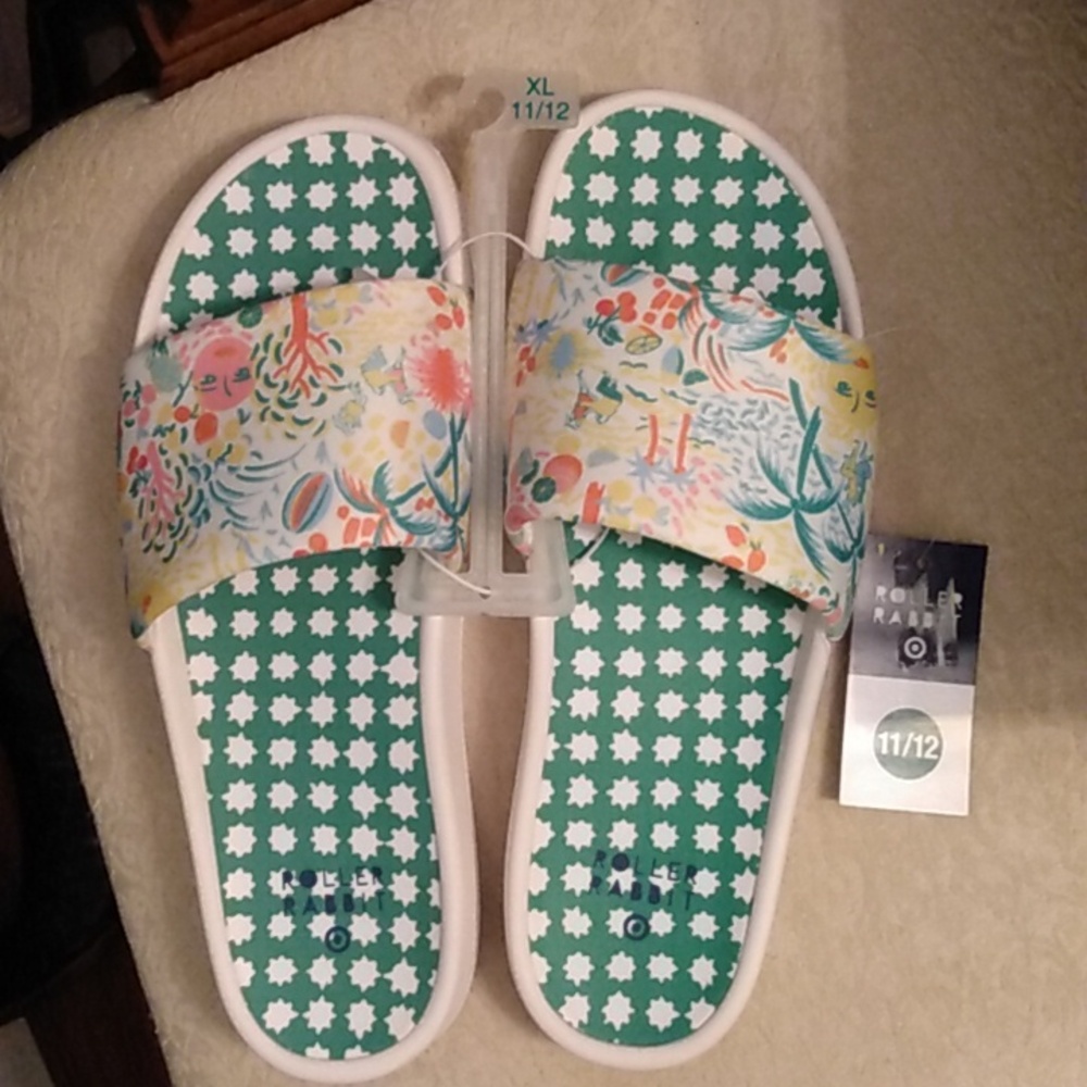 New NWT XL 11 12 Roller Rabbit x Target Collab Sandals Slides Slip Ons Shoes